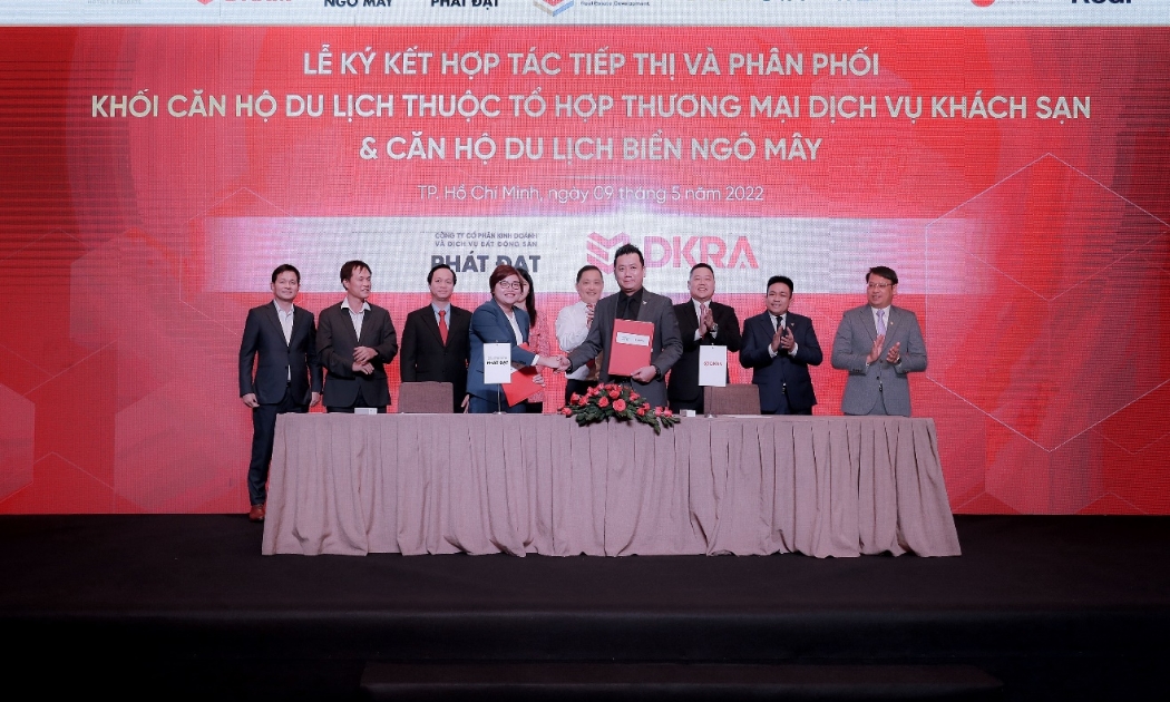 Nhà phát triển dự án - Công ty Cổ phần Kinh doanh và Dịch vụ bất động sản Phát Đạt và DKRA Vietnam chính thức ký kết hợp tác Tổng đại lý tiếp thị và phân phối khối căn hộ du lịch thuộc Tổ hợp thương mại dịch vụ Khách sạn và Căn hộ du lịch biển Ngô Mây.