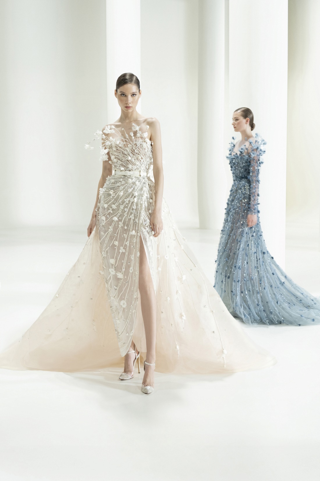 Những bộ v&aacute;y kỳ c&ocirc;ng của ELIE SAAB.