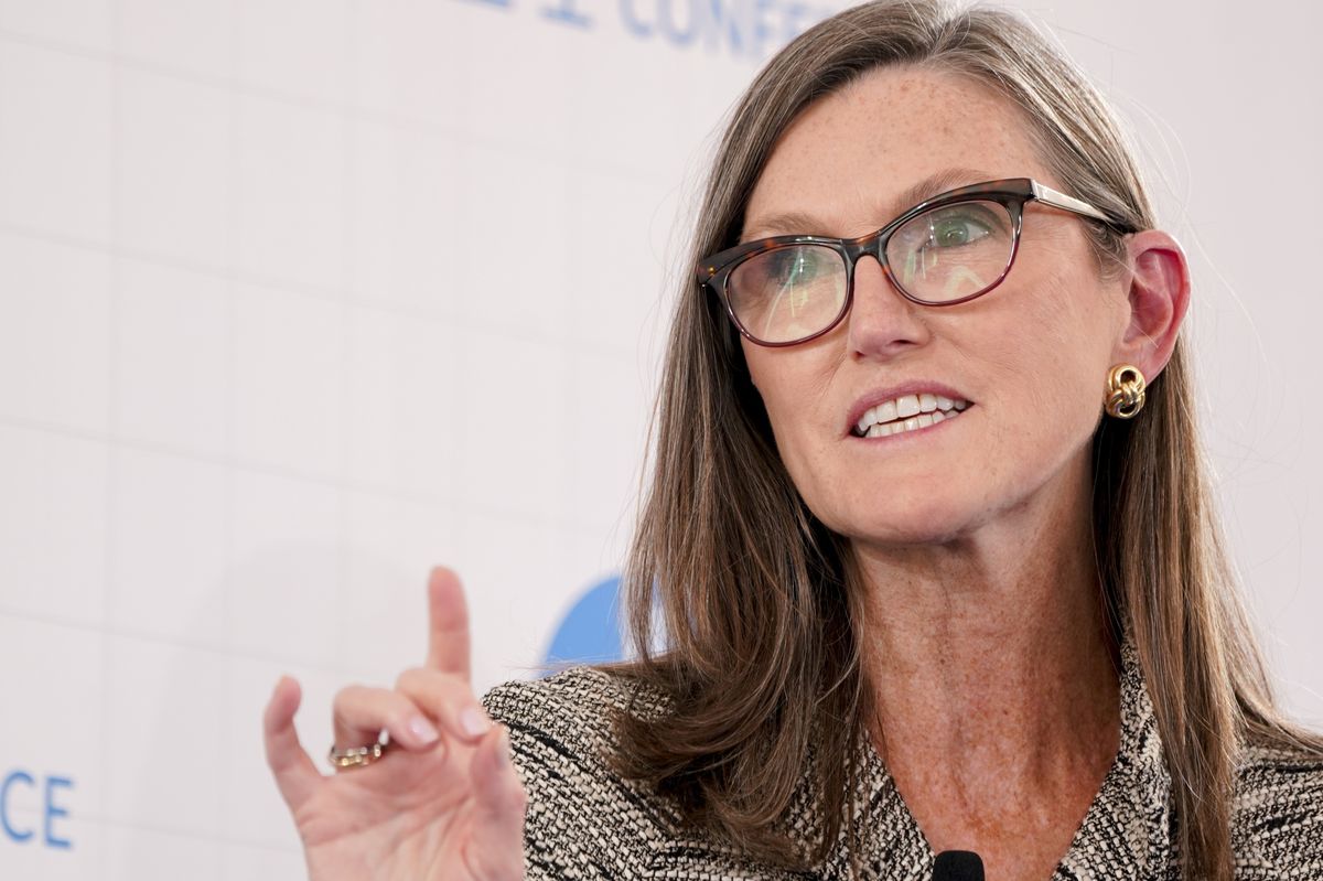 Nhà quản lý quỹ Cathie Wood - Ảnh: Bloomberg.