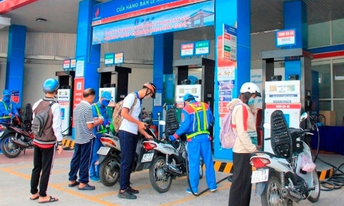 Giá xăng dầu đồng loạt giảm mạnh sau quyết định giảm thuế môi trường