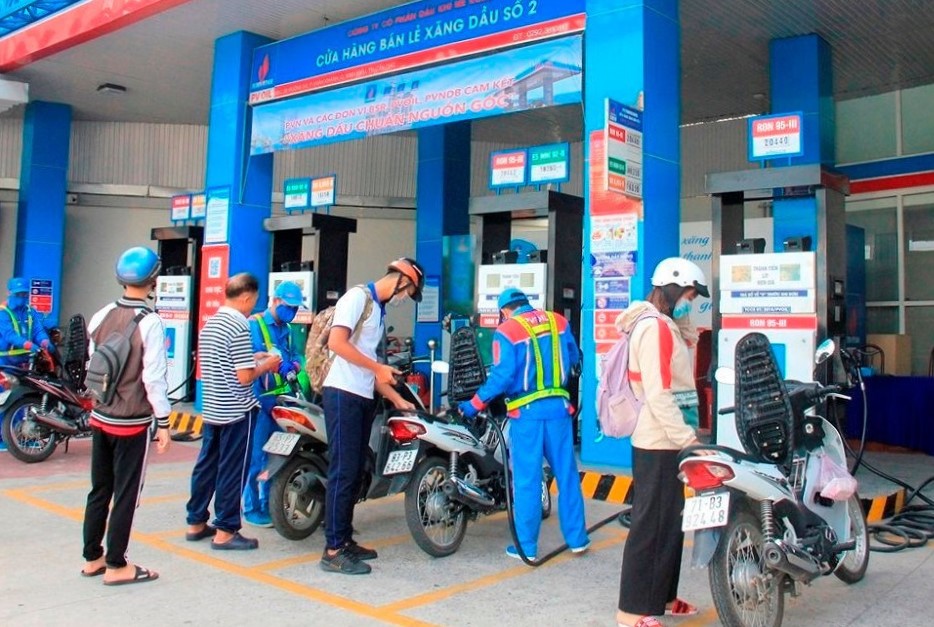 Giá xăng dầu đồng loạt giảm mạnh từ 0 giờ 00 ngày 11/7/2022.