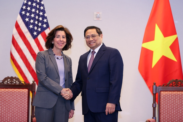 Thủ tướng Chính phủ Phạm Minh Chính tiếp Bộ trưởng Thương mại Mỹ Gina Raimondo - Ảnh: VGP