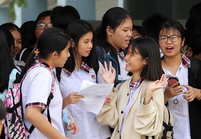 Năm học 2022 - 2023, ngành giáo dục TP.HCM sẽ tuyển 70% học sinh vào lớp 10 trong số gần 100.00 thí sinh đăng ký dự thi.