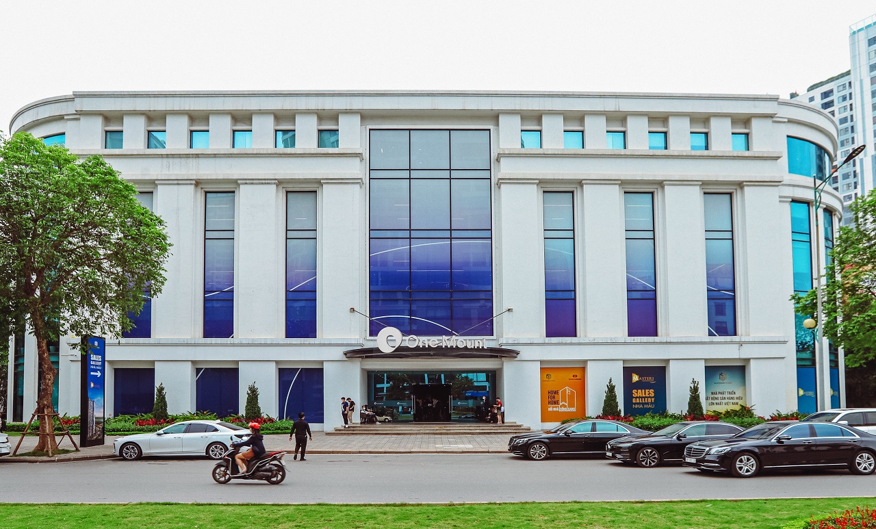 Hệ sinh th&aacute;i số One Mount cung cấp c&aacute;c giải ph&aacute;p v&agrave; dịch vụ xuy&ecirc;n suốt chuỗi gi&aacute; trị, từ dịch vụ t&agrave;i ch&iacute;nh, ph&acirc;n phối, bất động sản v&agrave; b&aacute;n lẻ.