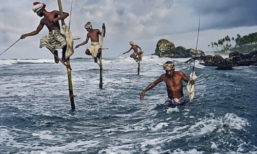 Tổ chức trong nước lẫn khối ngoại cứ thủng đáy là gom mạnh, mua ròng 1.300 tỷ đồng phiên 13/5