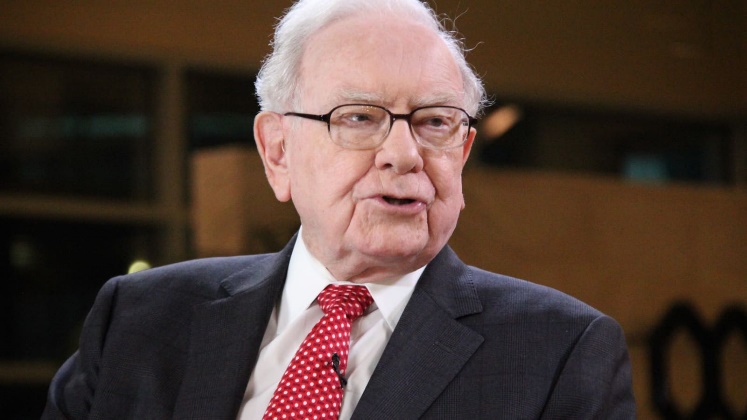 Tỷ ph&uacute; Warren Buffett. Ảnh: CNBC.