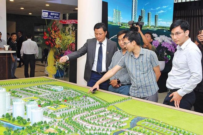 VnDirect: Real estate investors to be cautious about expanding land funds amid tightened credit