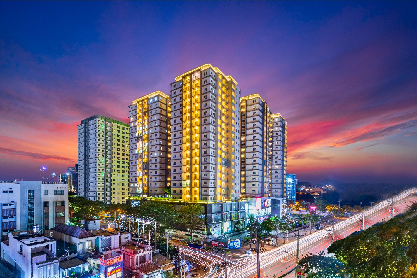 Hình thực tế dự án Cosmo City quận 7.