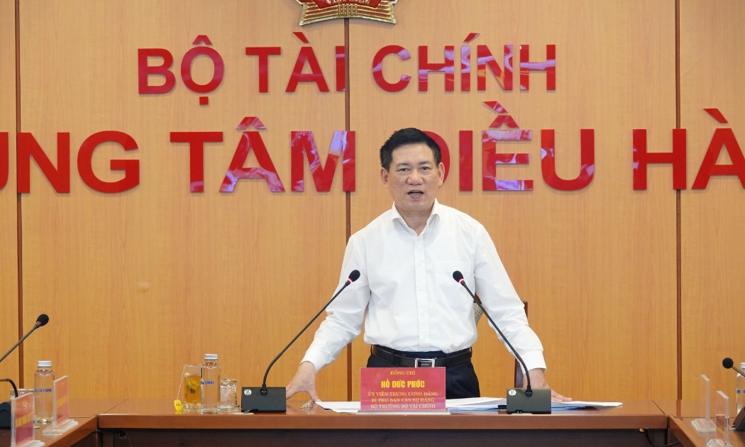 Bộ trưởng Hồ Đức Phớc phát biểu tại buổi làm việc.