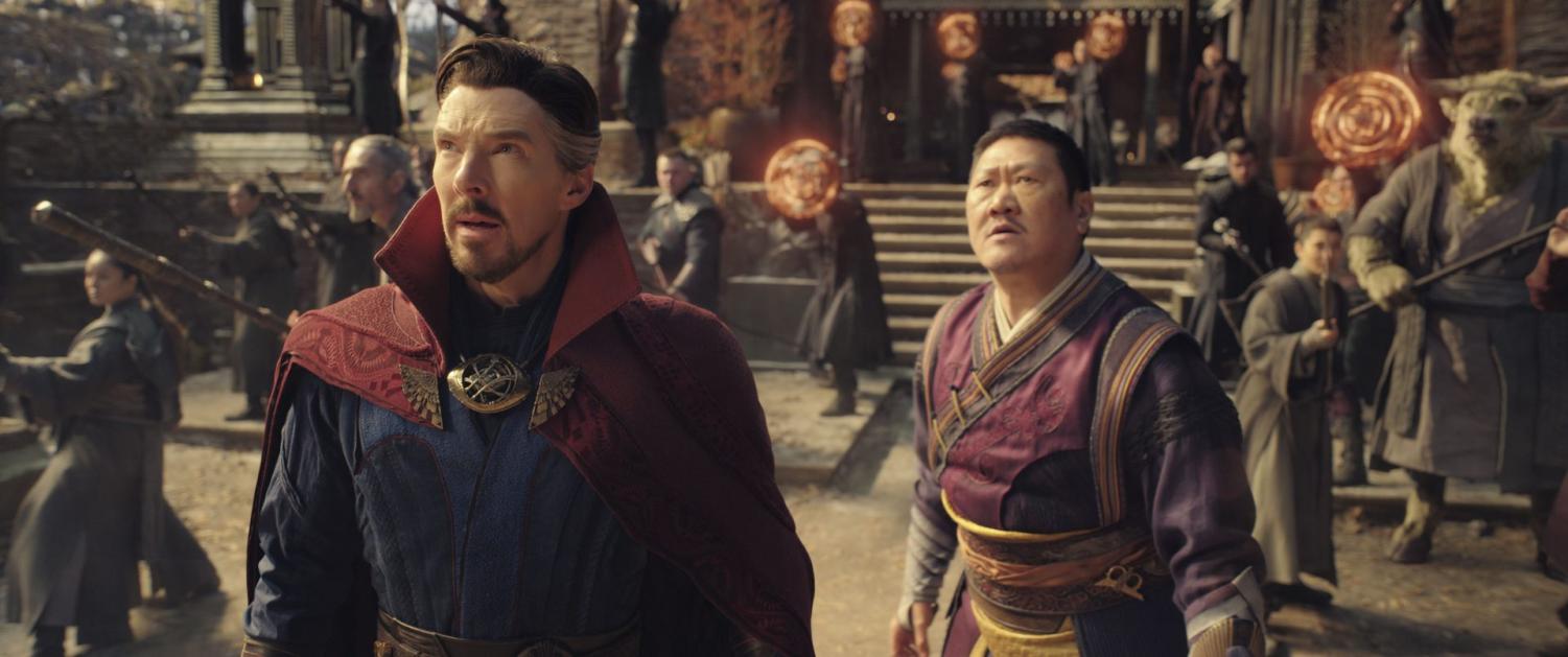 Imax, 3D và các màn hình định dạng cao cấp khác cũng góp phần mang lại doanh thu cao hơn cho Doctor Strange 2.