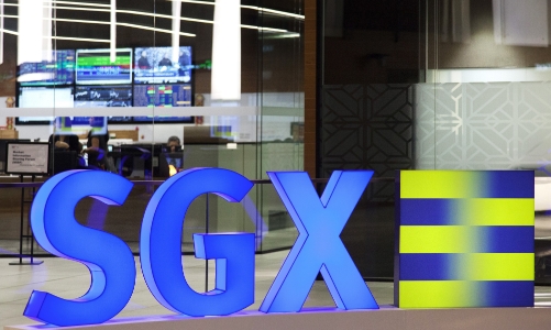 Cả châu Á-Thái Bình Dương, chỉ có 2 thị trường chứng khoán giữ được thành quả tăng từ đầu năm