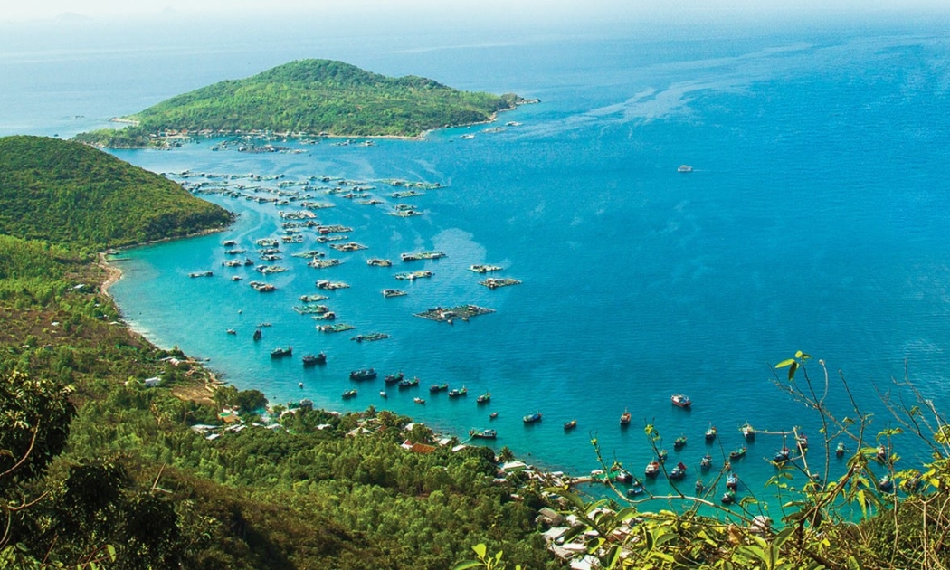 Vịnh Cam Ranh, tỉnh Khánh Hoà.
