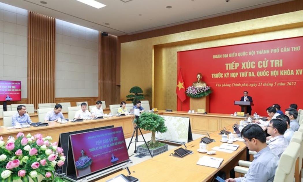 Thủ tướng Phạm Minh Chính đề nghị phát triển kết cấu hạ tầng để để TP. Cần Thơ phát huy vai trò trung tâm, động lực phát triển vùng. Ảnh: VGP/Nhật Bắc