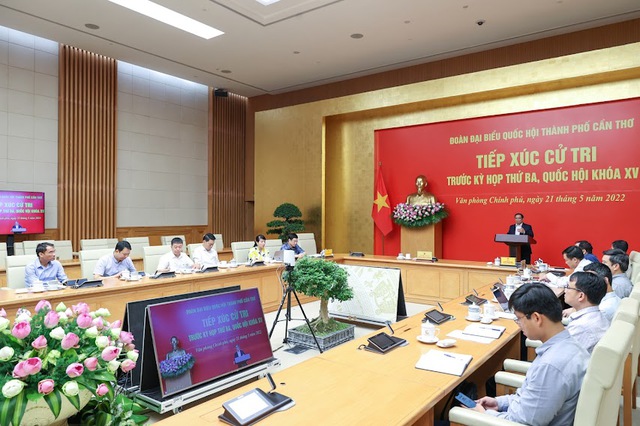 Thủ tướng Phạm Minh Chính đề nghị phát triển kết cấu hạ tầng để để TP. Cần Thơ phát huy vai trò trung tâm, động lực phát triển vùng. Ảnh: VGP/Nhật Bắc