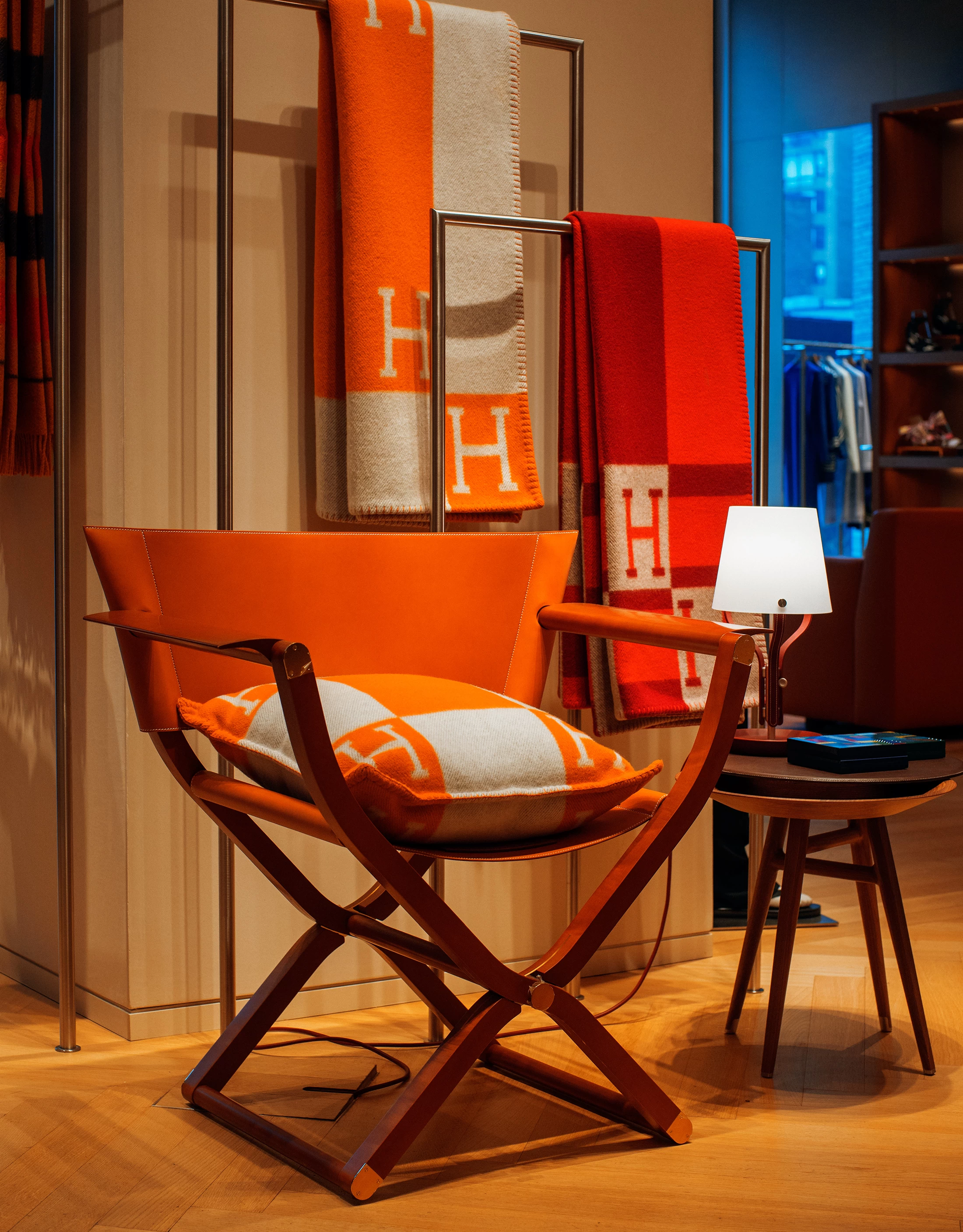 Hermès chuyển giao những tiêu chuẩn cao cấp nhất về chất lượng trong thời trang của mình sang phục vụ thiết kế nội thất.