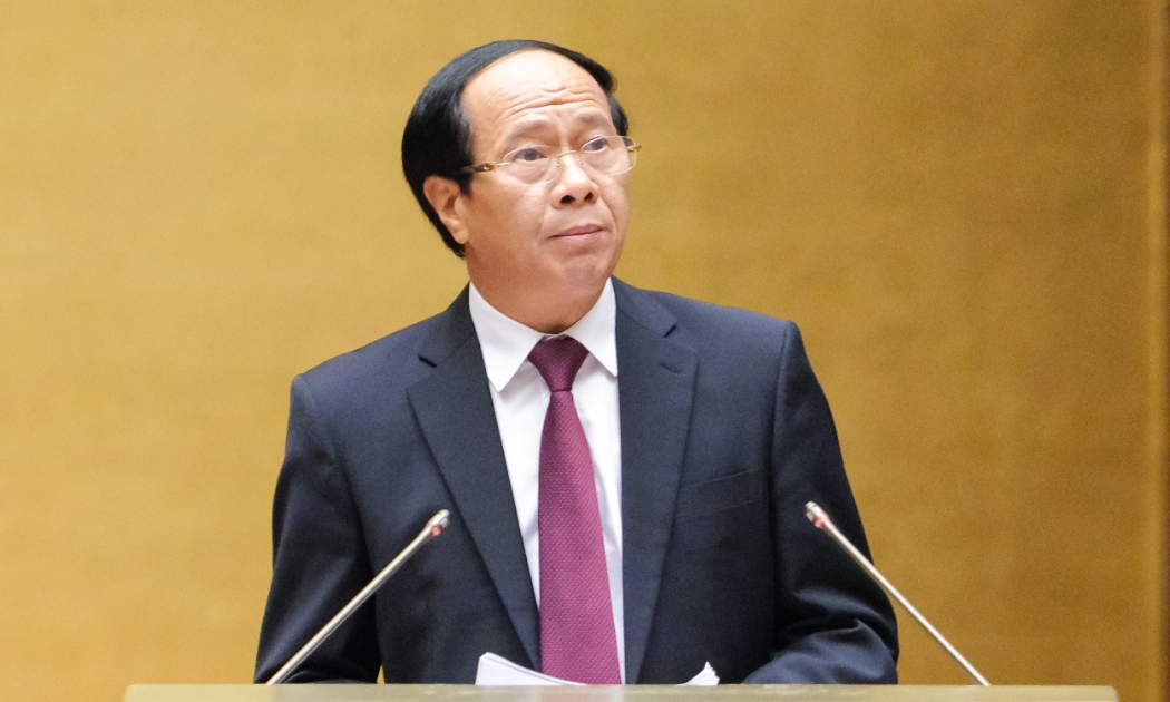 Phó Thủ tướng Chính phủ Lê Văn Thành báo cáo tình hình thực hiện kế hoạch phát triển kinh tế - xã hội những tháng đầu năm 2022 - Ảnh: Quochoi.vn