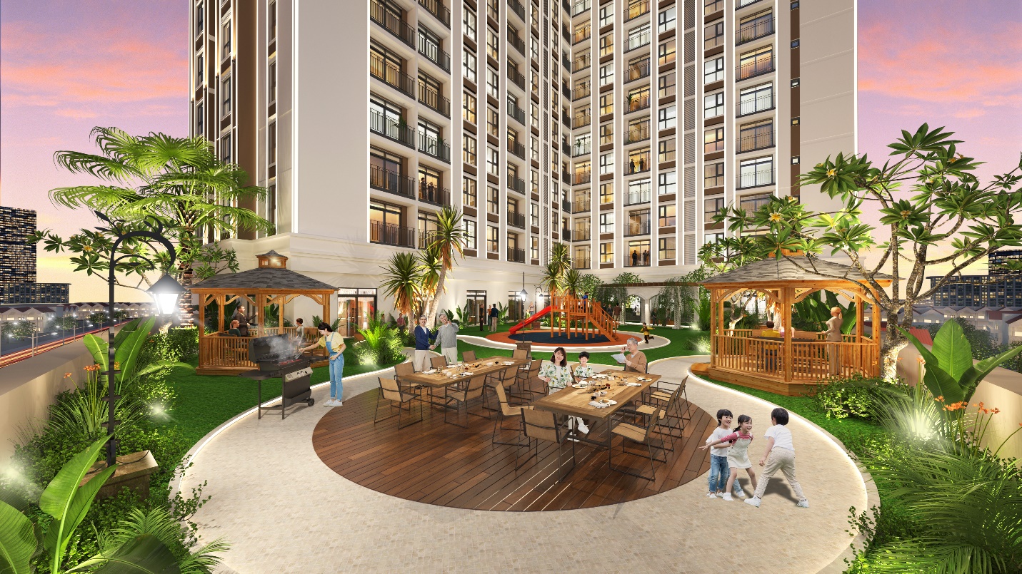 Vườn BBQ kết hợp khu vui chơi trẻ em ngo&agrave;i trời bố tr&iacute; b&ecirc;n tr&ecirc;n khối đế của Viva Plaza gi&uacute;p n&acirc;ng cao sự ri&ecirc;ng tư v&agrave; an to&agrave;n cho cư d&acirc;n.