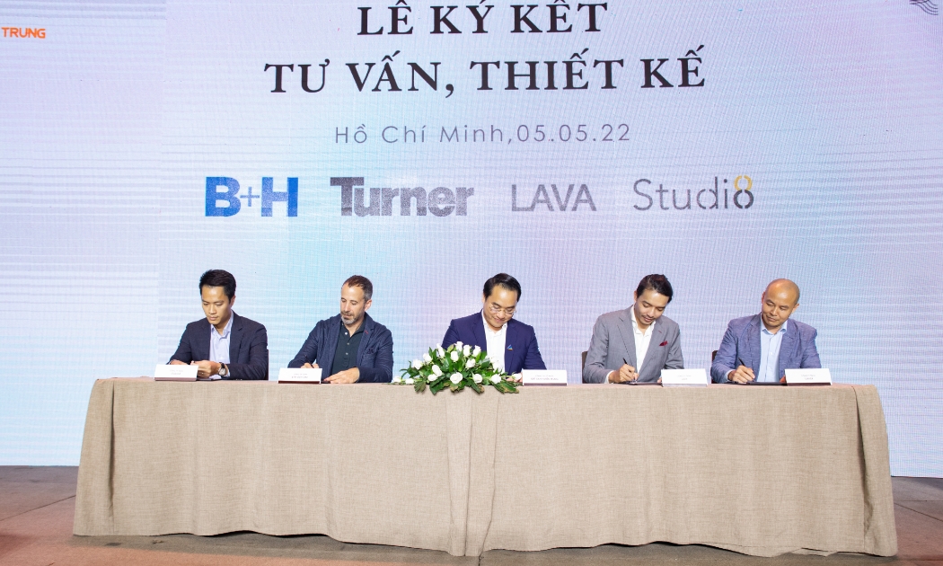 Việc bắt tay với các thương hiệu hàng đầu thế giới tạo nên giá trị cộng hưởng khổng lồ, làm nên thành công cho dự án Regal Legend.