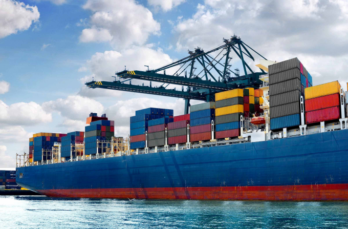 Gấp rút xây dựng đội tàu container Việt đủ mạnh, hạn chế sự chèn ép của các hãng tàu ngoại và tàu Việt sớm vươn ra hoạt động quốc tế ở những thị trường xa như Nhật Bản, Hàn Quốc, Mỹ...