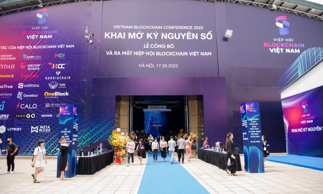 Toàn cảnh VietNam Blockchain Conference và Lễ ra mắt Hiệp hội Blockchain Việt Nam.