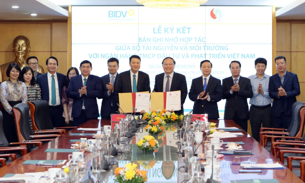 Bộ Tài nguyên và Môi trường và Ngân hàng Thương mại Cổ phần Đầu tư và Phát triển Việt Nam (BIDV) ký ghi nhớ hợp tác