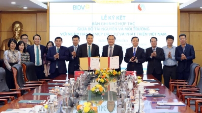 MoNRE & BIDV sign MoU on green financing