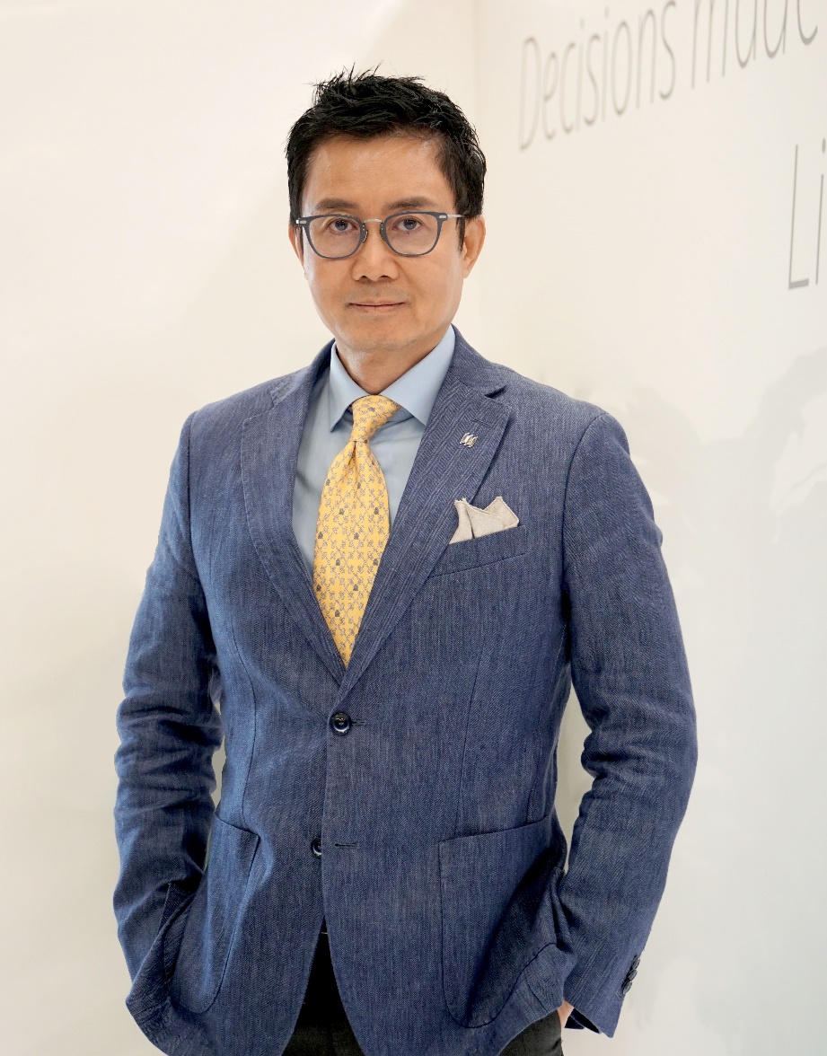 Ông Robert Triệu, Giám đốc Điều hành Hệ thống Đại lý của Manulife Việt Nam.