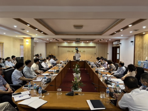 Thứ trưởng Bộ Tài chính Nguyễn Đức Chi đã chủ trì và điều hành hội nghị.