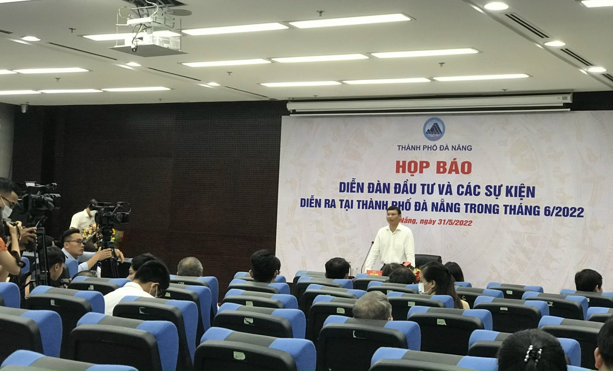 Toàn cảnh họp báo ngày 31.05.2022
