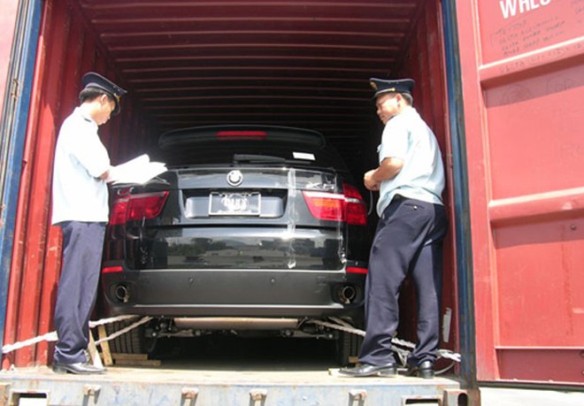 Năm 2021, xe nhập khẩu theo diện quà biếu tặng tăng đột biến, lên tới 795 xe.