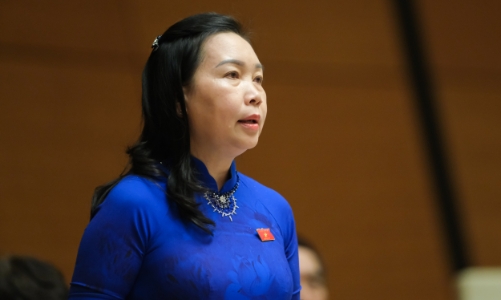 Loạt xáo trộn trên thị trường chứng khoán, địa ốc 