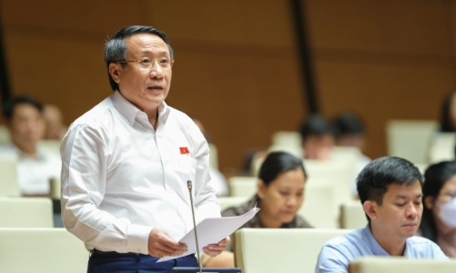 Đại biểu Quốc hội đặt câu hỏi về điểm đến cuối cùng của dòng tiền rẻ ngân hàng