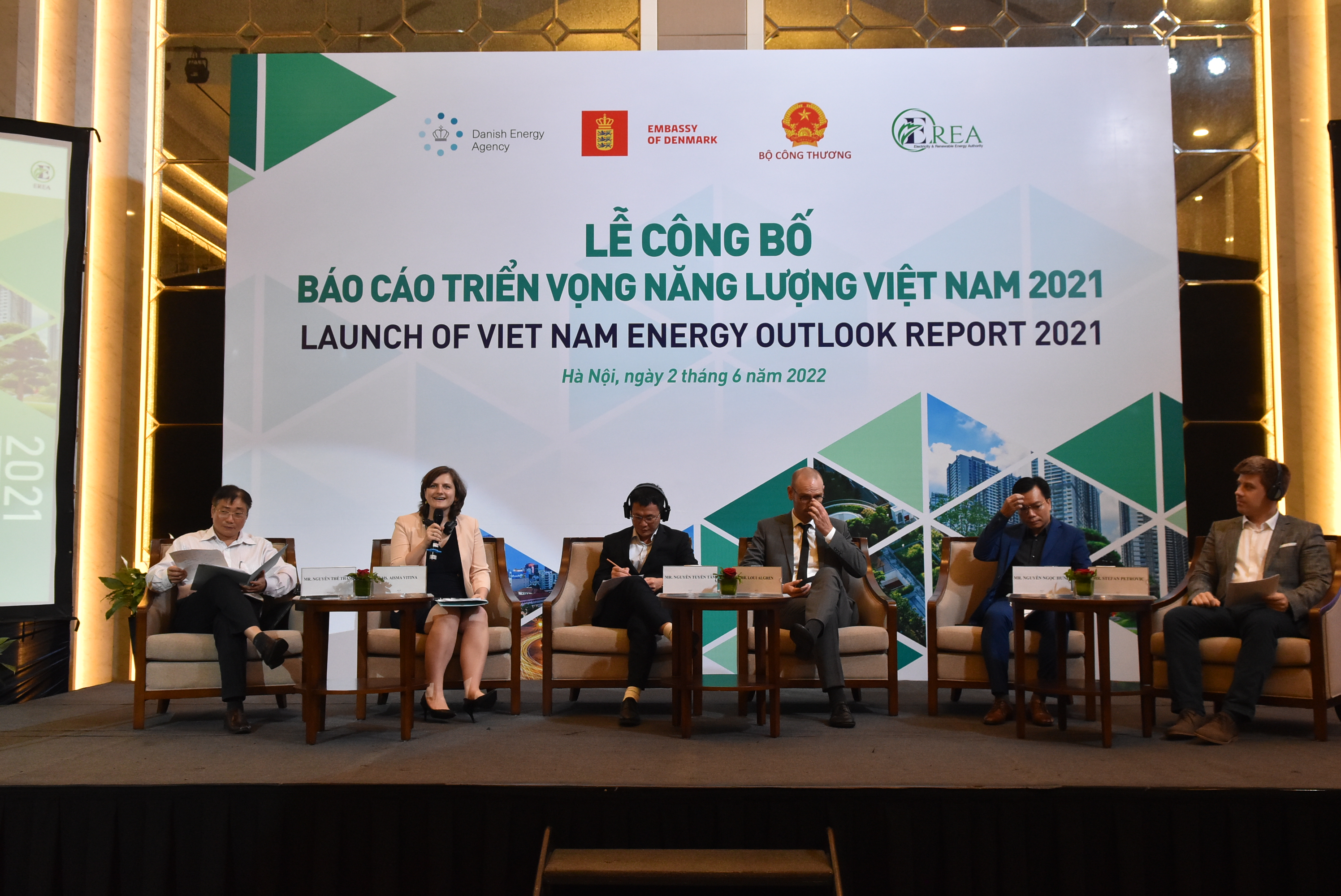 “Báo cáo Triển vọng Năng lượng Việt Nam” được công bố ngày 2/6.