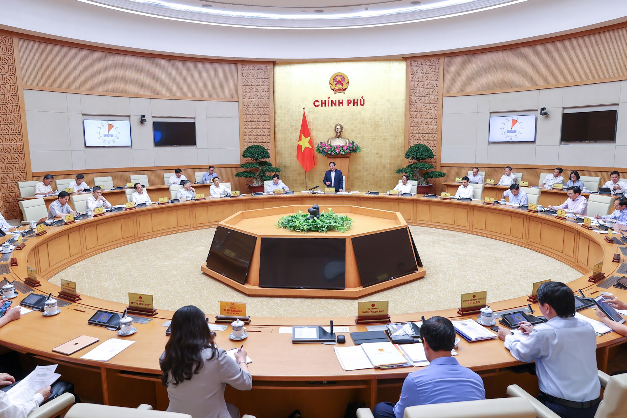 Toàn cảnh phiên họp - Ảnh: VGP