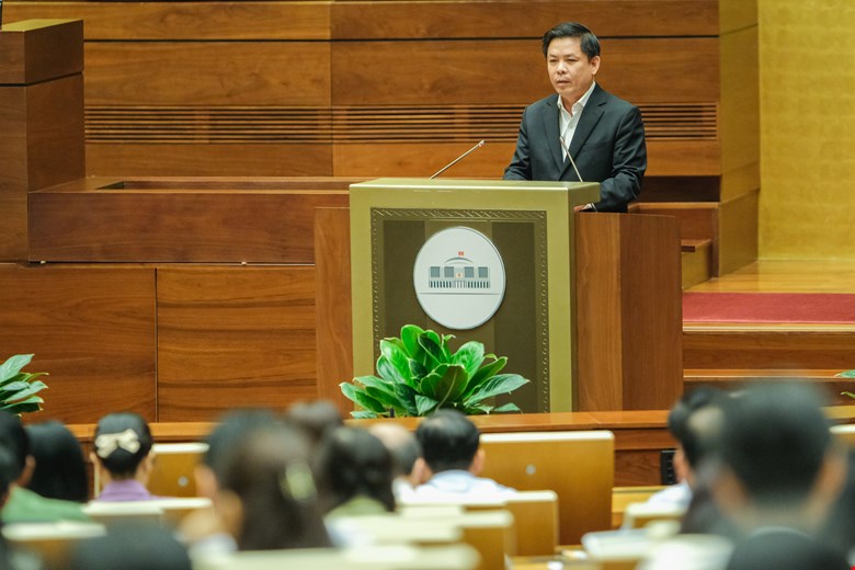 Bộ trưởng Bộ Giao th&ocirc;ng vận tải Nguyễn Văn Thể