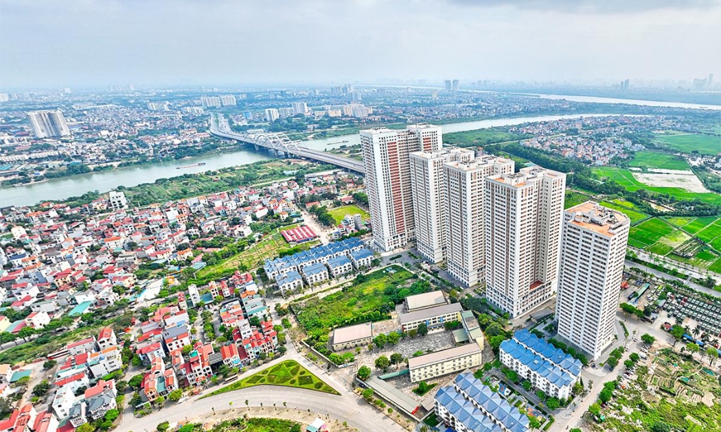 Theo CBRE, hiện nguồn cung chung cư phân khúc bình dân tại Hà Nội đã chạm đáy thấp nhất trong 5 năm qua, đẩy giá căn hộ tăng 13 quý liên tiếp.
