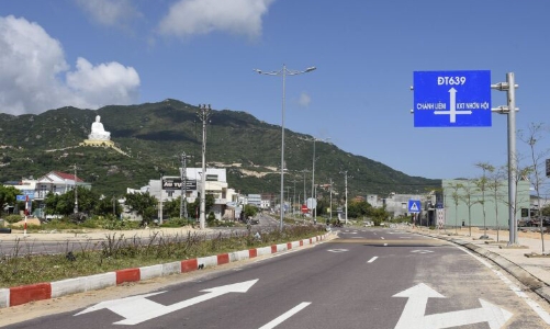 Bình Định bàn giao gần 100 km cọc mốc cho cao tốc Bắc - Nam và đầu tư nhiều tuyến đường nghìn tỷ