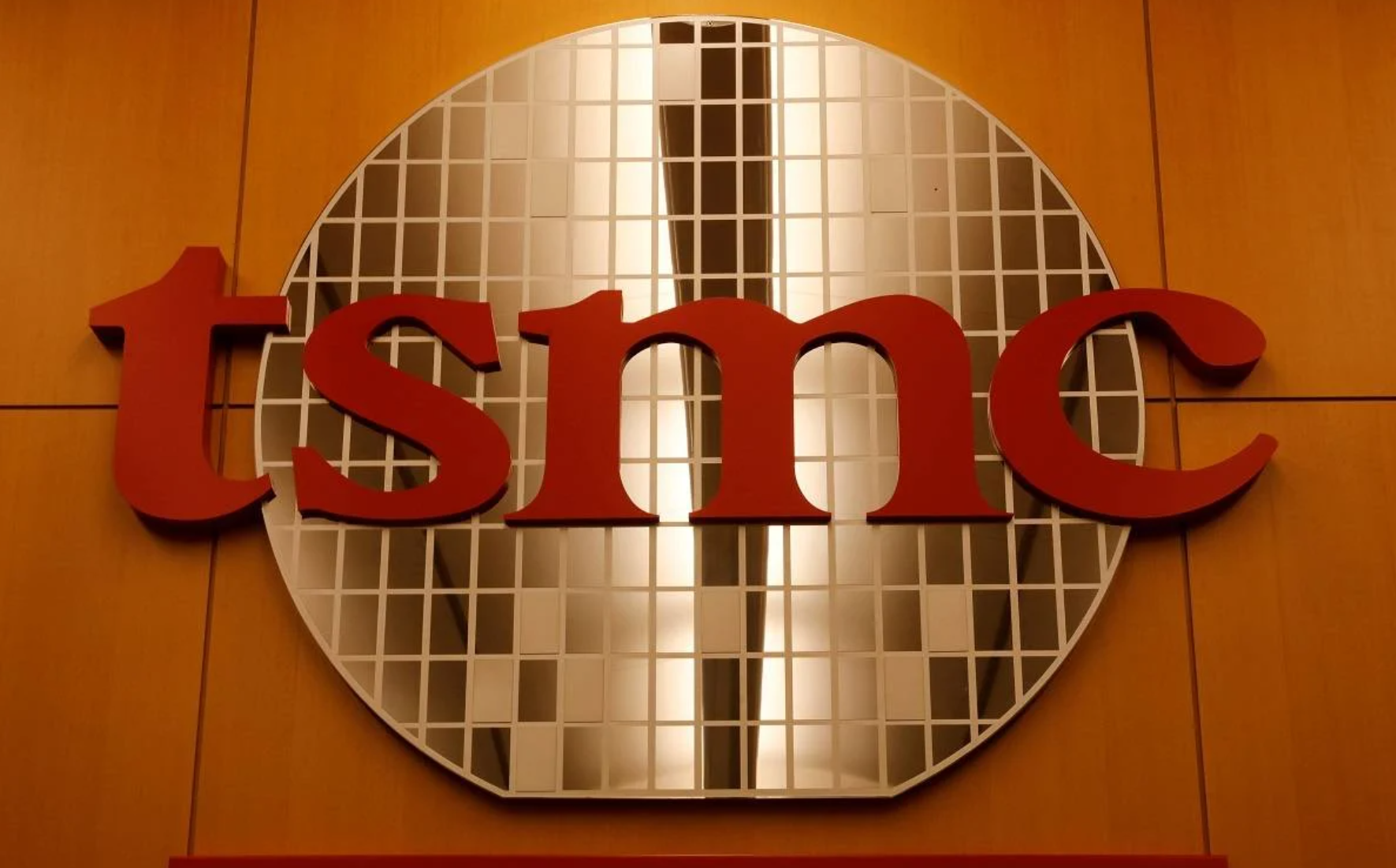 TSMC hiện là nhà sản xuất chip theo hợp đồng lớn nhất thế giới, chiếm khoảng 50% thị trường toàn cầu - Ảnh: Reuters