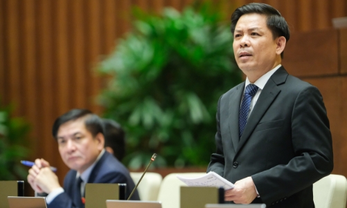 Đại biểu Quốc hội “truy” lý do chậm trễ thu phí không dừng