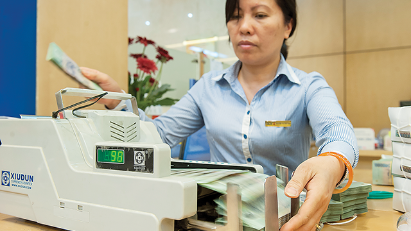 Legal framework and tools to handle bad debts need improvement