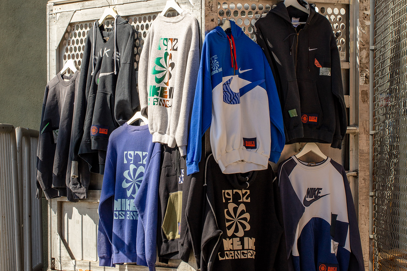 Nike thu thập các trang phục, sản phẩm cũ và không thể sử dụng, rồi dùng chúng để thiết kế ra các sản phẩm mới.