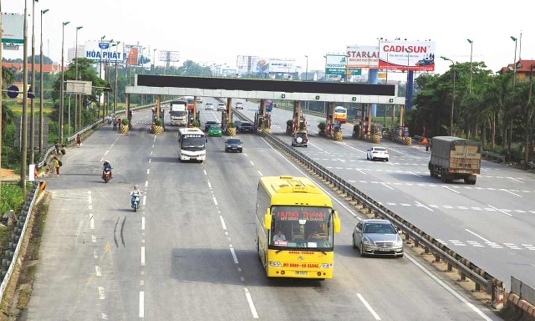 Trạm BOT Bắc Thăng Long - Nội Bài chuẩn bị kết thúc thời gian thu phí hoàn vốn từ cách đây 2 năm nhưng hiện vẫn hoạt động bình thường khiến đại biểu Quốc hội đặt câu hỏi.