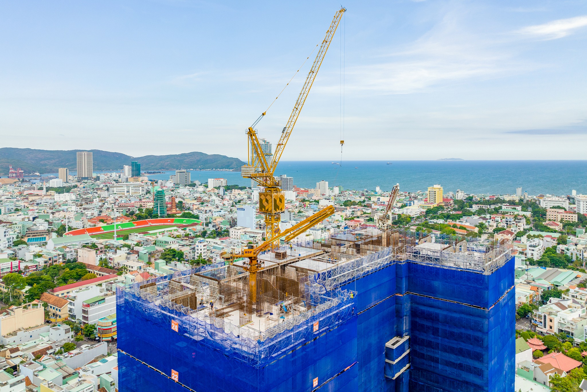 Dự án Grand Center Quy Nhon là một trong số 19 dự án HTN đang thi công trong năm 2022.