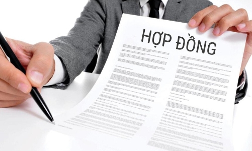 Chiêu “cài cắm” điều khoản trong hợp đồng bảo hiểm khiến người mua “rối như hẹ” 