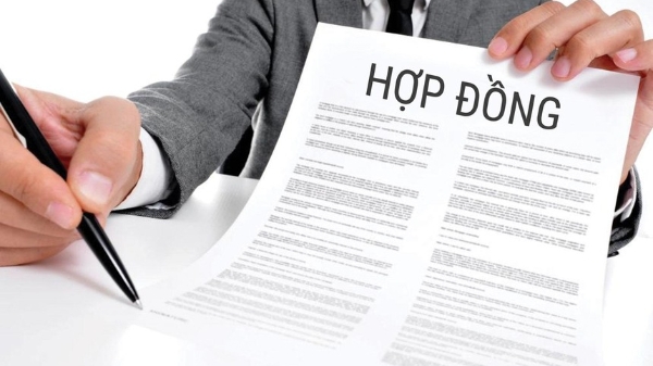 Chiêu “cài cắm” điều khoản trong hợp đồng bảo hiểm khiến người mua “rối như hẹ” 