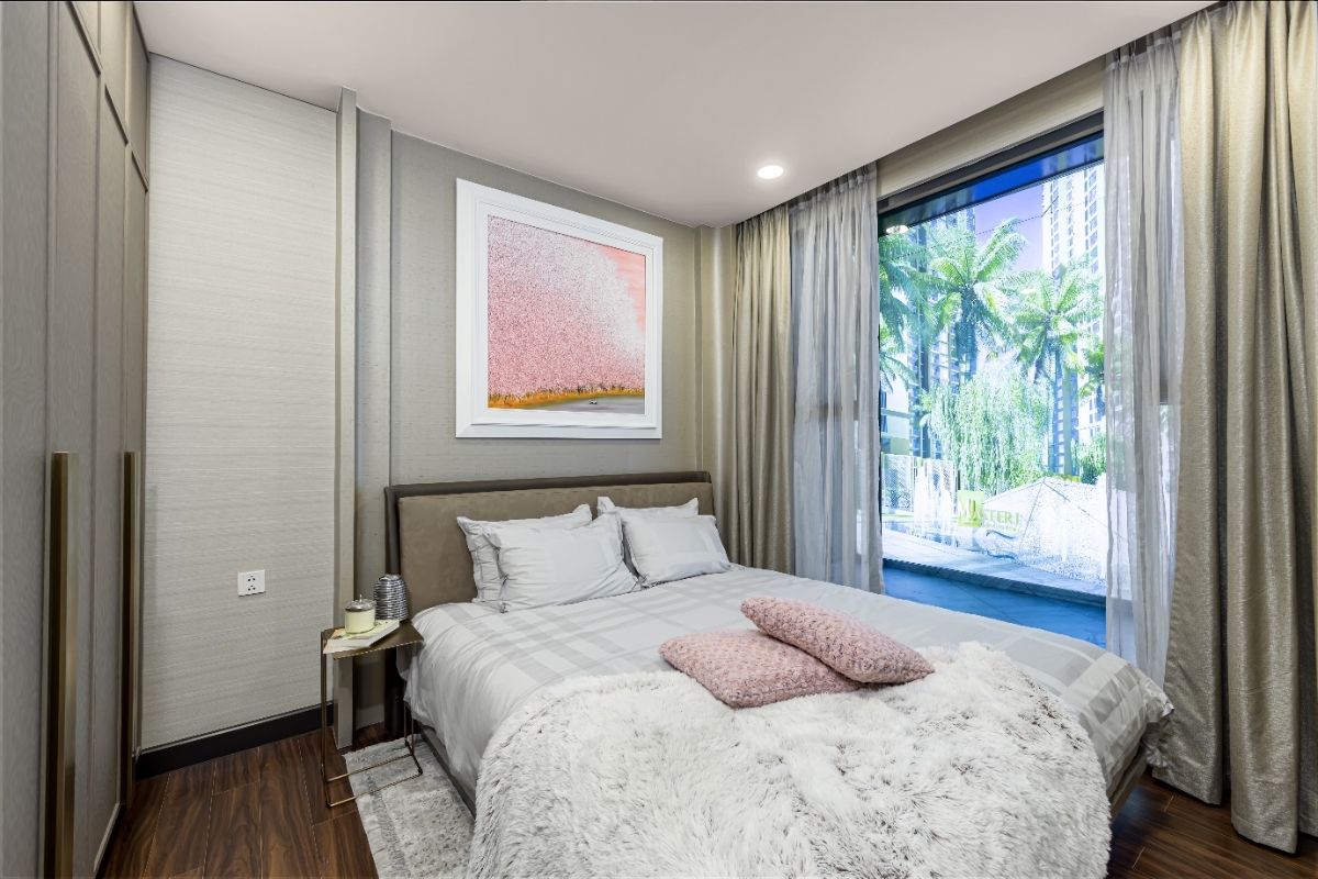 Ph&ograve;ng ngủ ấm c&uacute;ng v&agrave; trang nh&atilde;.