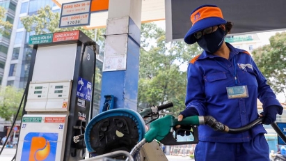 MoF proposes cutting environmental protection tax on gasoline