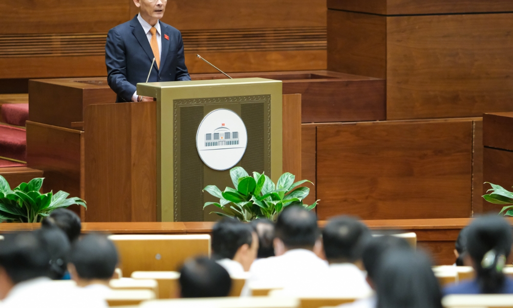 Chủ nhiệm Ủy ban Tài chính, Ngân sách của Quốc hội Nguyễn Phú Cường trình bày báo cáo giải trình, tiếp thu, chỉnh lý dự thảo Nghị quyết về phê chuẩn quyết toán ngân sách nhà nước năm 2020.