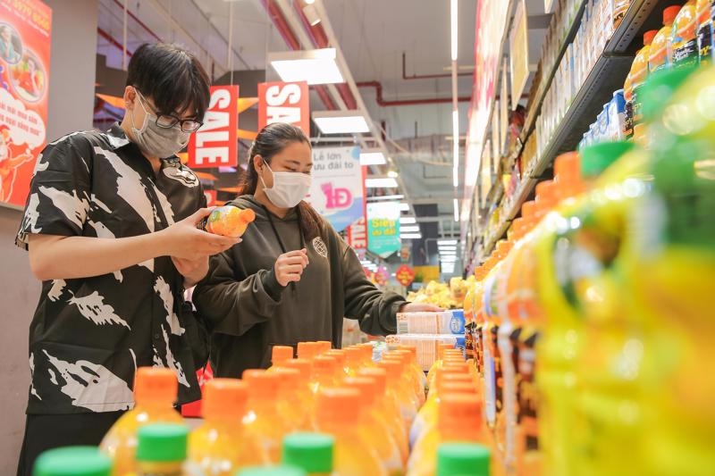 HSBC lowers inflation forecast