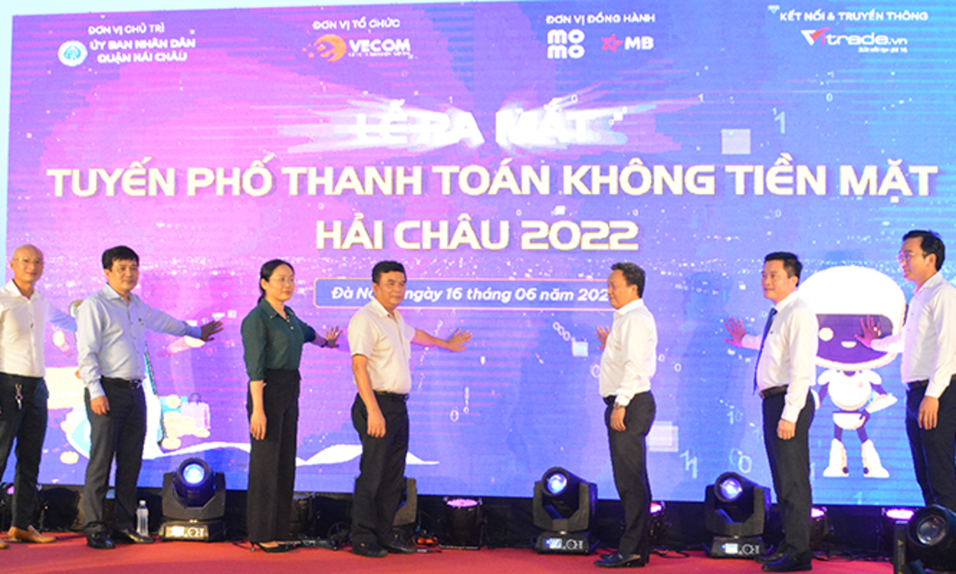 Lễ ra mắt tuyến phố không dùng tiền mặt tại Đà Nẵng